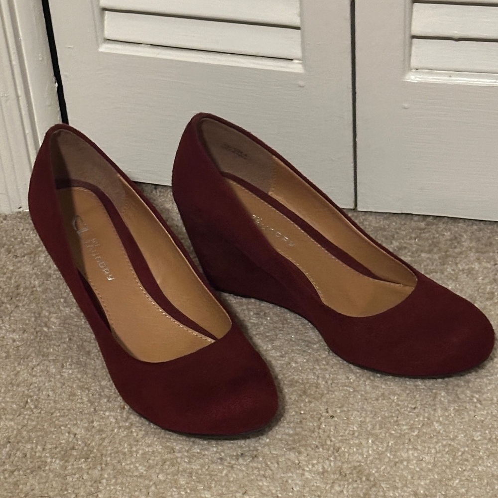 Elegant Burgundy Wedge Pumps